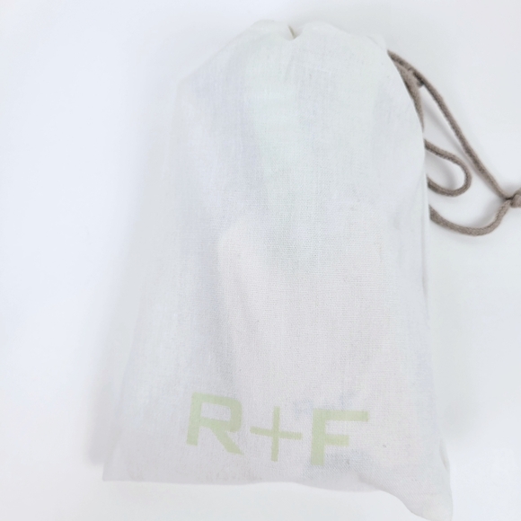 Rodan + Fields Travel Set~Passport Wallet~Credit Card Holder~Luggage Tags~NEW - Picture 11 of 12